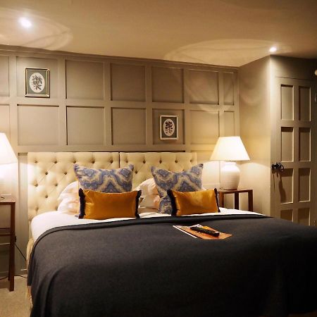 The Greyhound On The Test Hotel Stockbridge  Exteriér fotografie